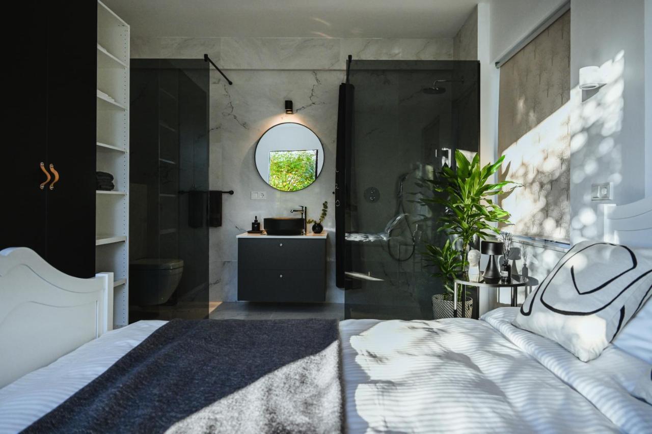 Alka - Cozy By The Sea With Private Hot Tub Apartment